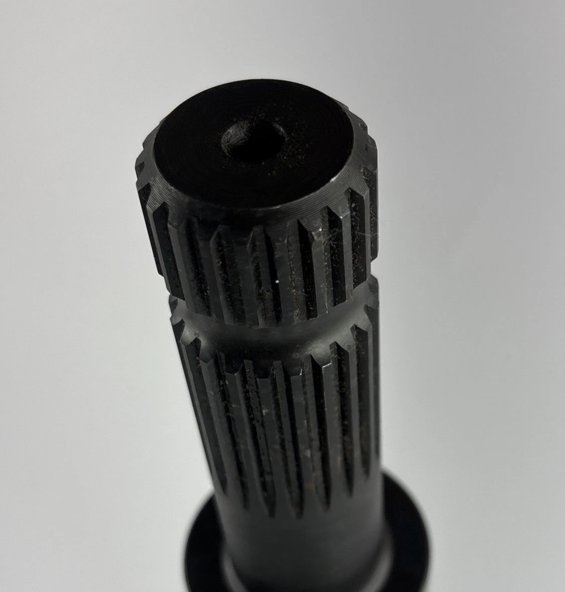 PTO Output Shaft To Fit Ford/New Holland Replaces OEM D2NNB728B photo 4