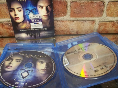 Combo DVD Blu-ray The Mortal Instruments City Of Bones - Photo 9 sur 10