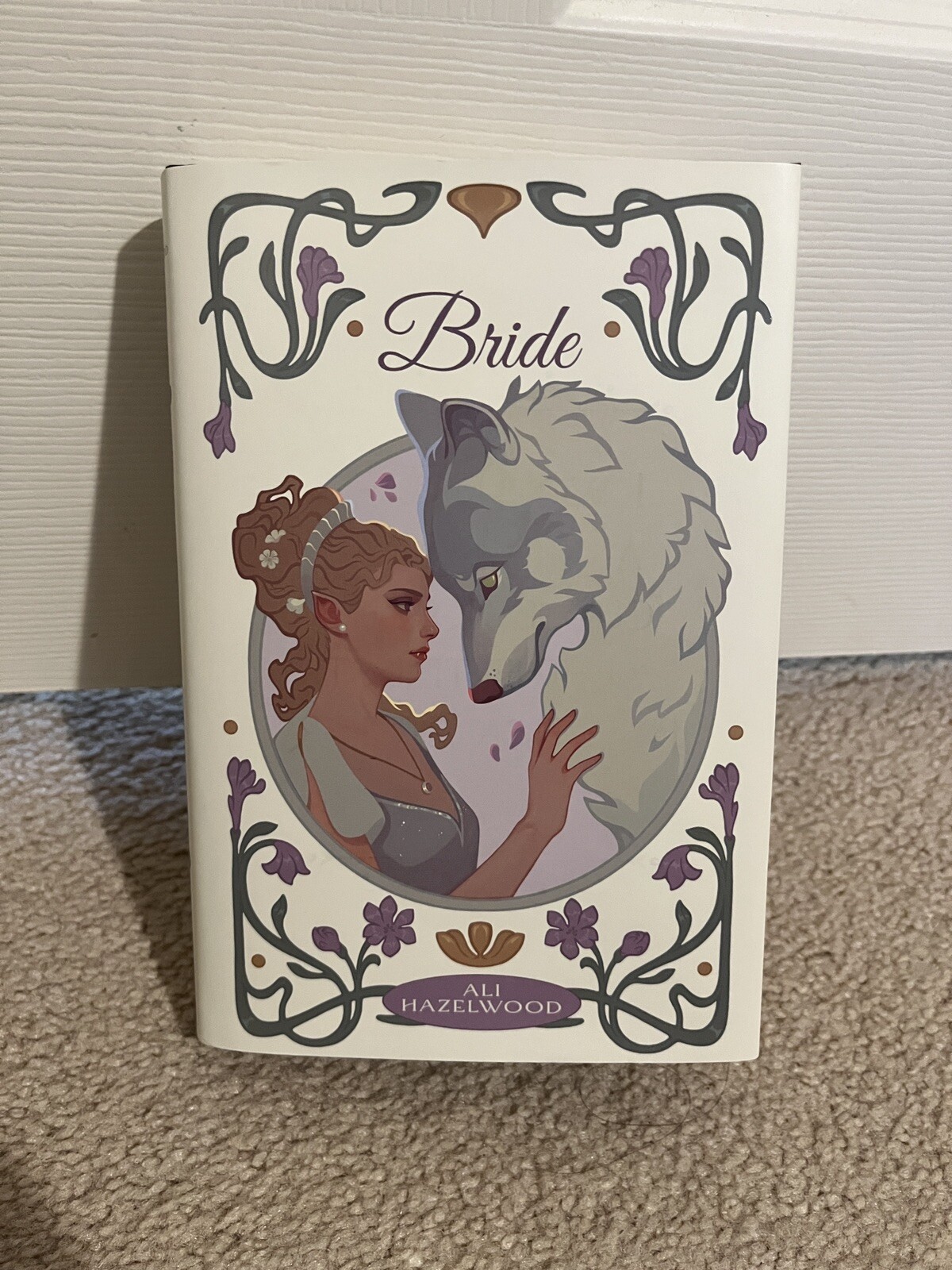 EXCLUSIVE EDITION OWLCRATE Bride Ali Hazelwood Signed (illumicrate fairyloot)