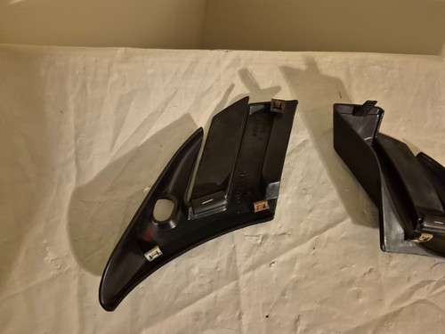 1999-06 Chevy GMC Silverado Sierra Wiper Cowl End Cap Trim Set OEM Tahoe OEM - Picture 5 of 7
