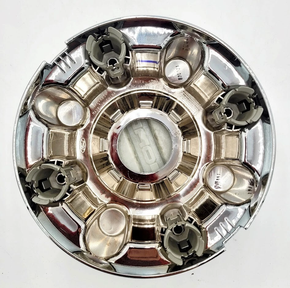 OEM 2017-2024 Ford F250 Super Duty Rear Chrome 8 Lug Center Cap - HC3C-1A096-KCC - Image 4 of 4