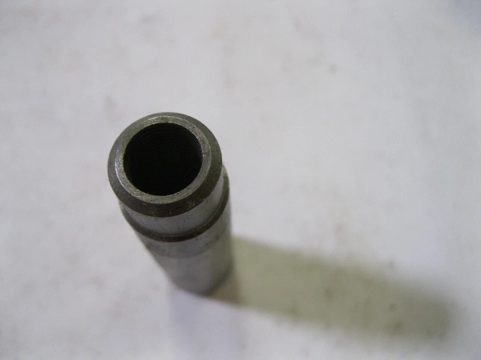 Clevite 217-3333 Valve Guide for some 85-95 GM 5.7 350 - Image 3 of 4