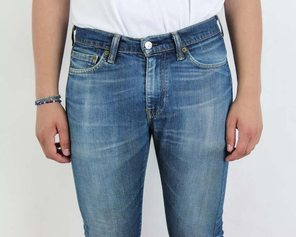 Levis Strauss 510 Hombre W31 L30 Vaquero Ajustado Pantalones Azul vintage - Imagen 3 de 4