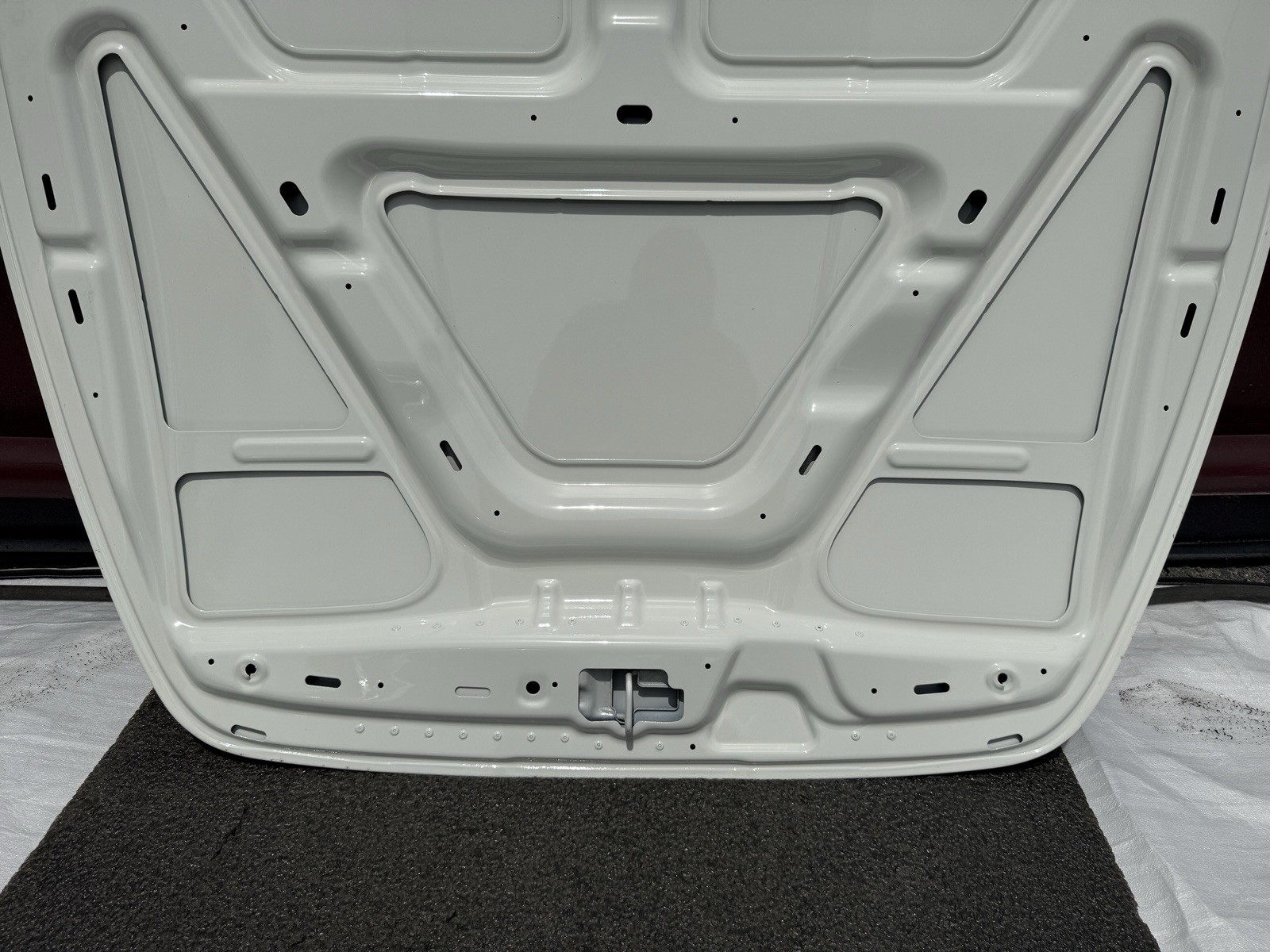 08-19 Maserati GranTurismo M145 Hood Bonnet Cover Panel Assembly OEM 76k