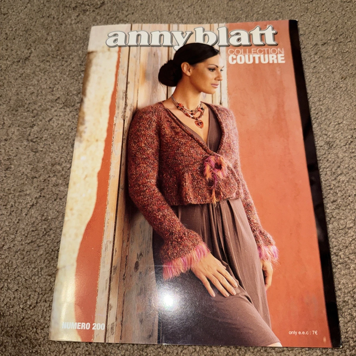 Revista de tejido de alta costura Anny Blatt Collection