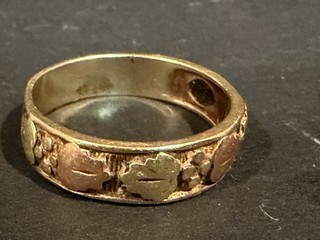 Vintage 10k Gold Ring 2.9 Grams Size 7 Scrap Or Use