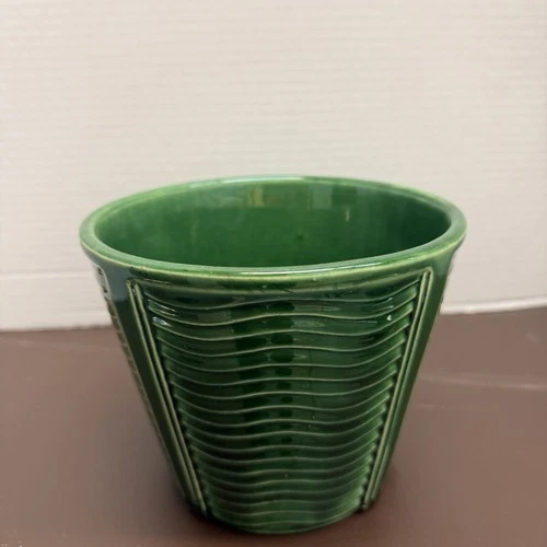 Vintage McCoy Green Flower Pot Ribbed 5”