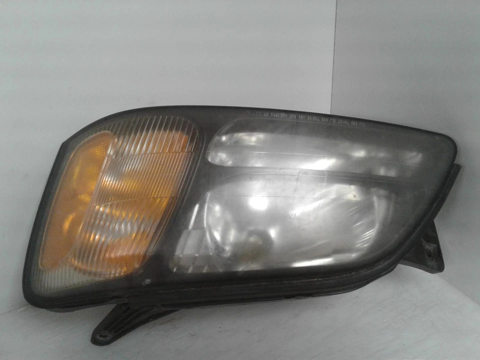 Conjunto de faros izquierdos usados se adapta a: Subaru Baja 2005 con barra horizontal negra izquierda Foto 3 de 4