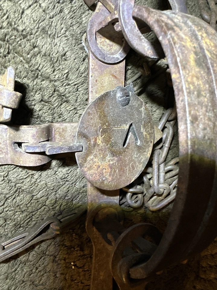 Oneida Community Trap No 3 x2 - Image 3 of 3