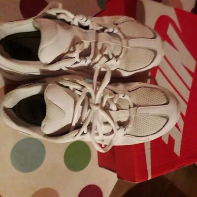 baskets nike air max graviton blanche 36,5 très bon état vendue dans leur boîte  - Photo 1/4