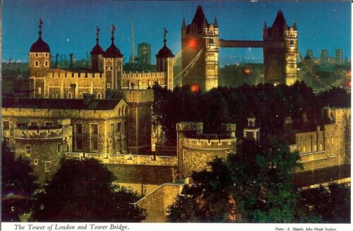 Der Tower of London und die Tower Bridge - echtes Foto - unveröffentlicht 1970er Jahre - John Hinde - Bild 1 von 1