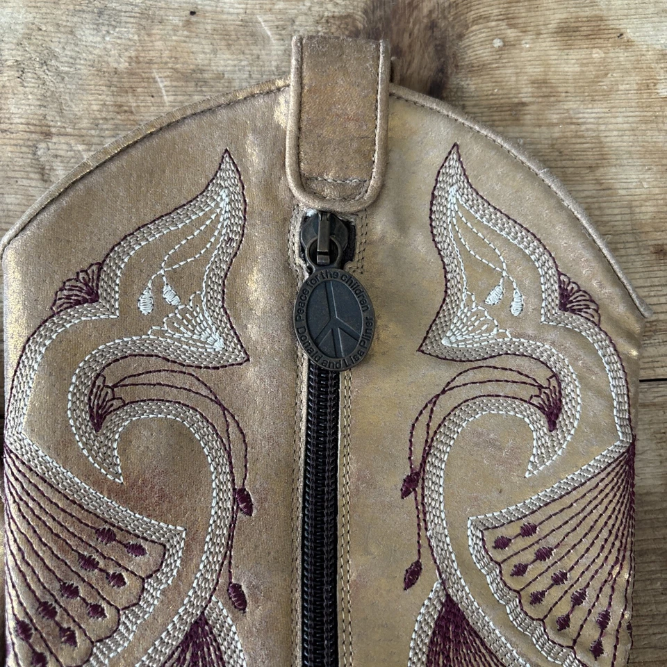 Bota de Cuero Metálico Donald Pliner Western Couture De Colección (Nueva $750) Foto 2 de 4