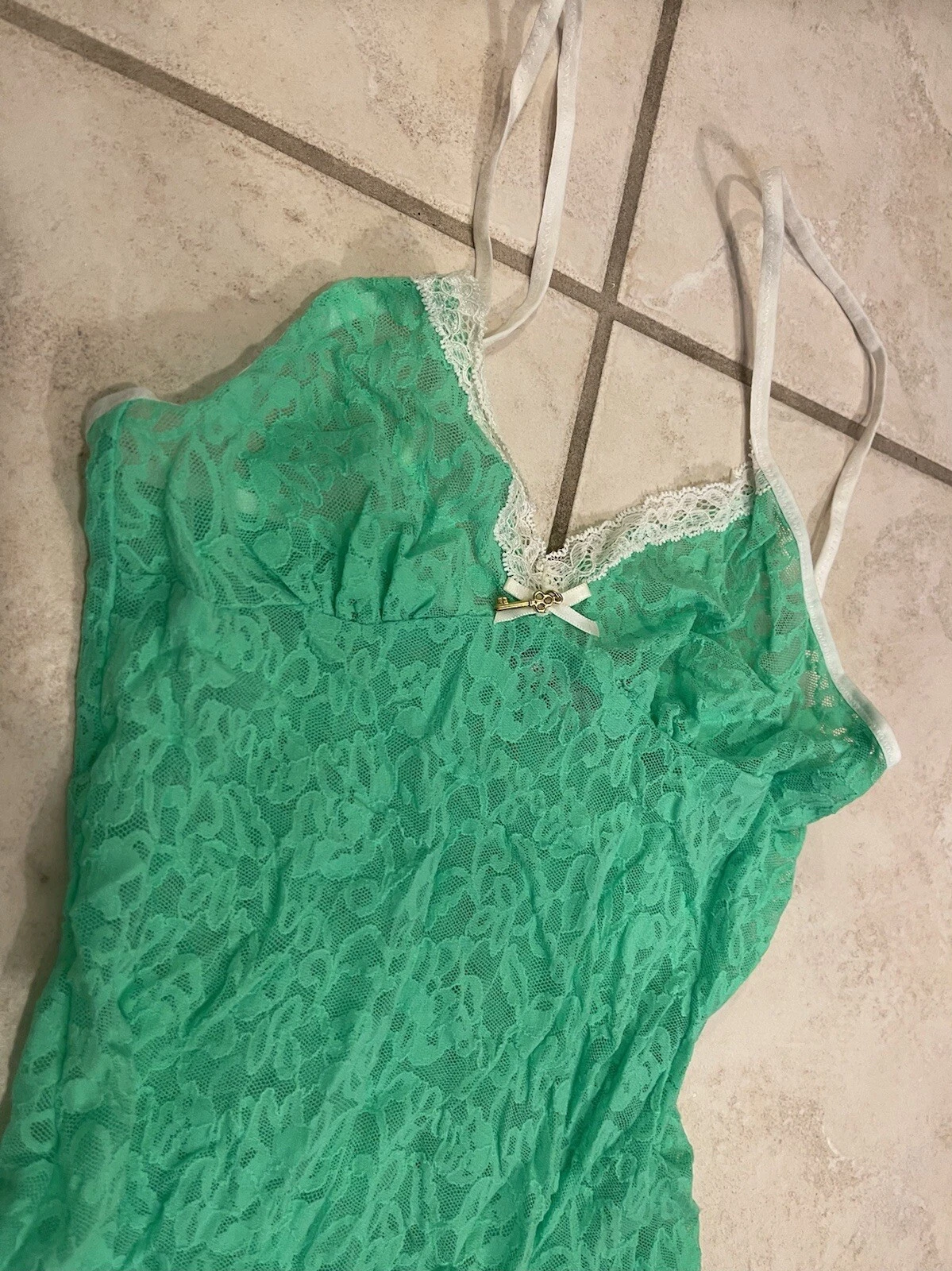 UNDERCOVER VICTORIA SECRET Sexy Spaghetti Bellissimo MINI ABITO BABYDOLL CLUB PIZZO VERDE S