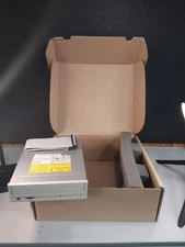 Vintage 52x24x52 Internal CD-RW IDE Disc Drive With Ribbon CLEAN! Cream