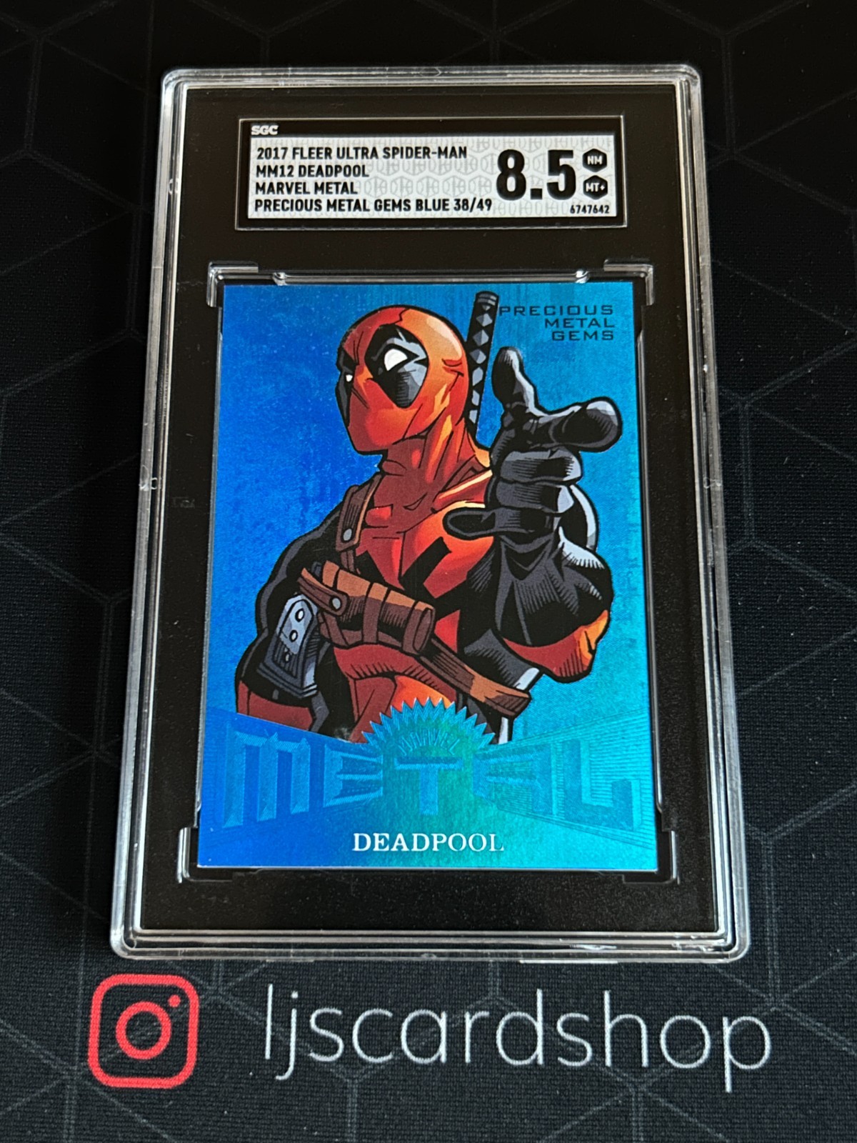 2017 Fleer Ultra SpiderMan Deadpool Blue Precious Metal Gems PMG /49 SGC 8.5 SPM