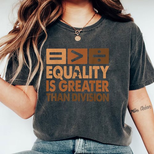 Equality Greater Than Division Mathe-Shirt - BHM Social Justice T-Shirt Geschenkideen - Bild 9 von 10
