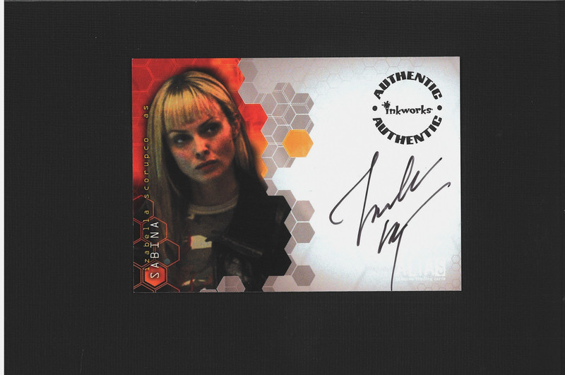 JAMES BOND 2006 Inkworks Alias Season 4 Izabella Scorupco Autograph Sabina A37