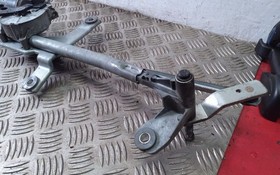 MERCEDES VITO 111 CDI 2003-2011 WINDSCREEN WIPER MOTOR ASSEMBLY A6398200140