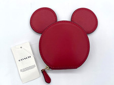 COACH X Disney Parks Mickey Mouse Cuero Rojo Monedero Orejas Estuche C8581 Cremallera Nuevo con Etiquetas