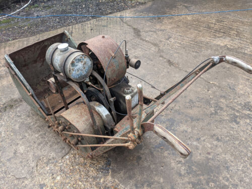 Dennis Lawn Mower - Picture 6 of 13