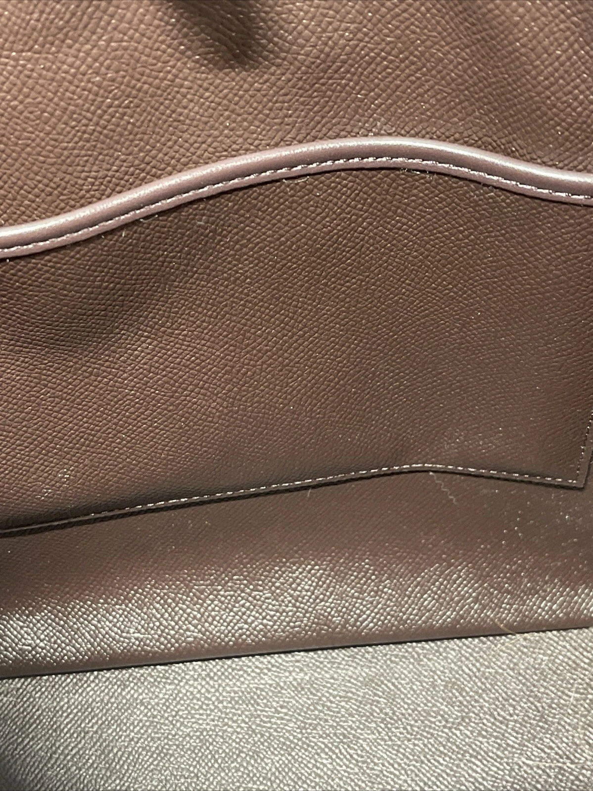 Borsa Coach in pelle colore blocco Charlie usata delicatamente non fumatori rosa beige