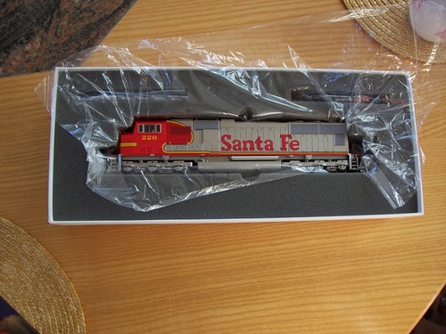ATHEARN GENESIS  G 6137 Santa Fe  SD 75 M neu  Papiere   OVP   Zurüstteile | Zustand: Neu