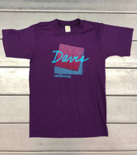 Vintage Davis California Tshirt Mens Small Purple Sportswear Made In USA
