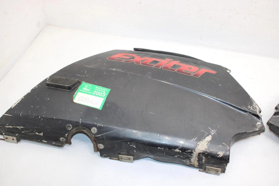 88 Yamaha Exciter Oem Hood 3 And 4 82M-2198H-00-00 82M-2197H-00-00 SY1 - Image 2 of 4