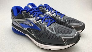 brooks ravenna size 12