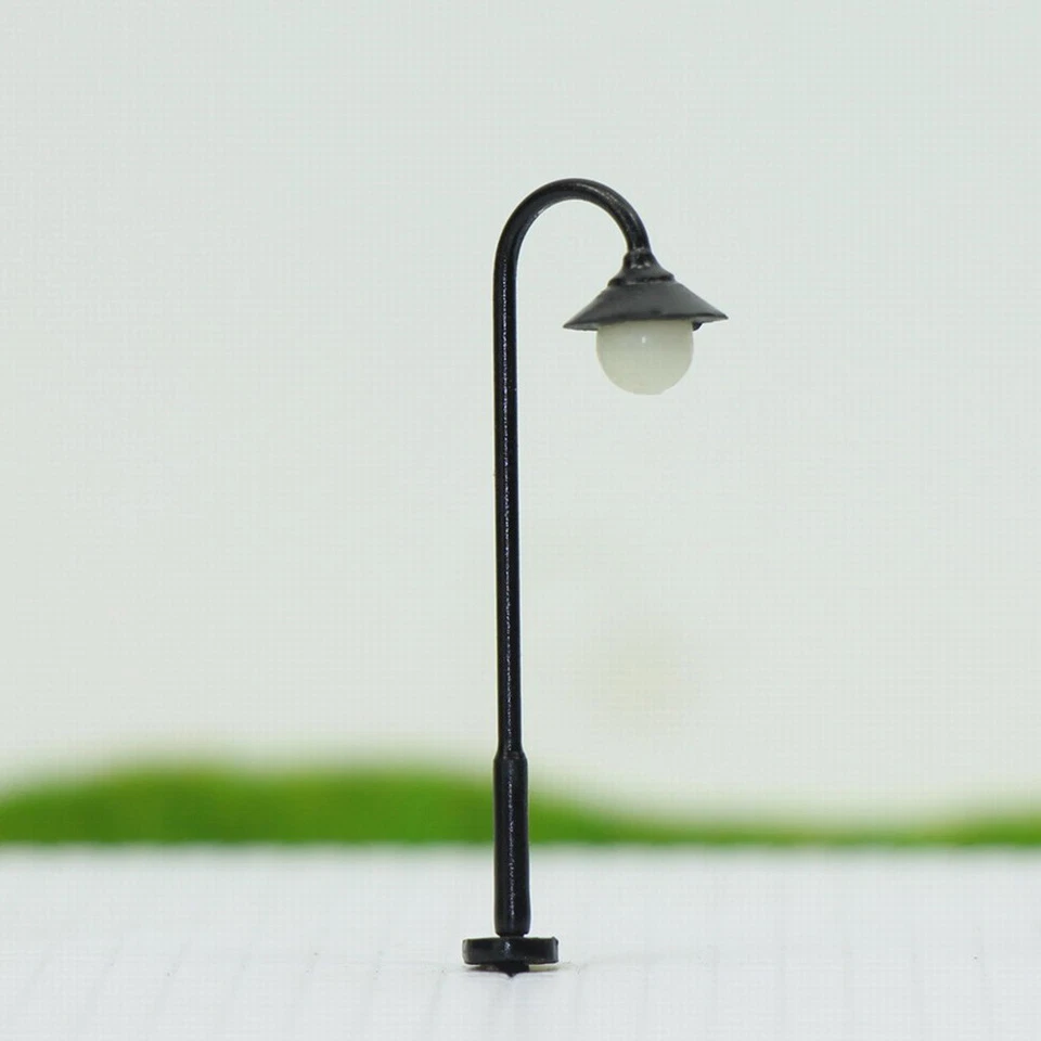 10pcs Model Railway N Scale 1:160 Lamp Post Street Lights Warm White LEDs 3.7cm - Image 4 of 4