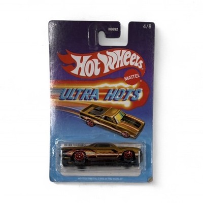 Hot Wheels Ultra Hots Chevrolet 1:64 Gold Black Red HDG52 Diecast Car