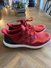 Size 13 Men’s ultra boost 2.0 red gradient. No box. Great Condition barely worn