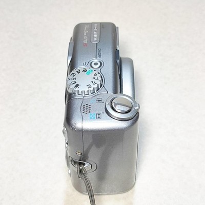 Canon PowerShot A710 IS Compact Digital Camera 6x Optical Zoom