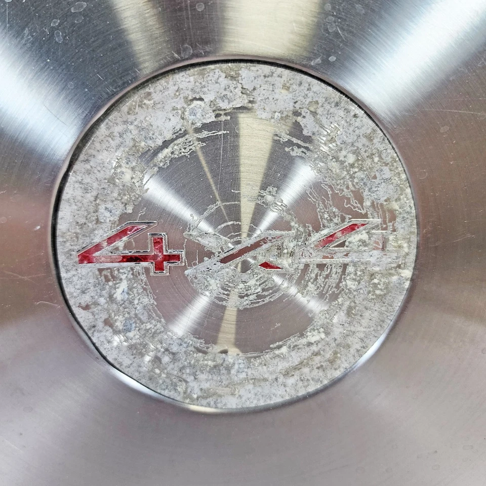 👀 UNO 1989-1991 Chevrolet/GMC Blazer Jimmy Suburban 3174C 15" 4x4 Logo Tapacubos Foto 3 de 4