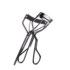 Shiseido Eyelash Curler - Crimps  Curls Lashes for Perfect, Eye-Framing Fringe