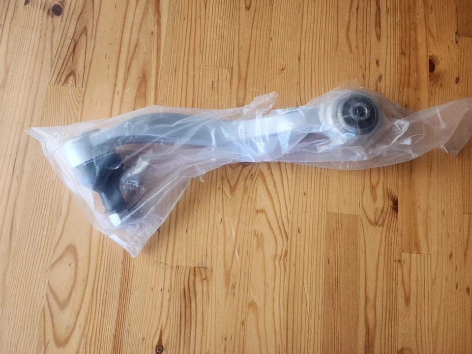 CMS10186 控制臂带球接头 Mevotech 2002 - 2010 宝马 — 第 2/4 张图片