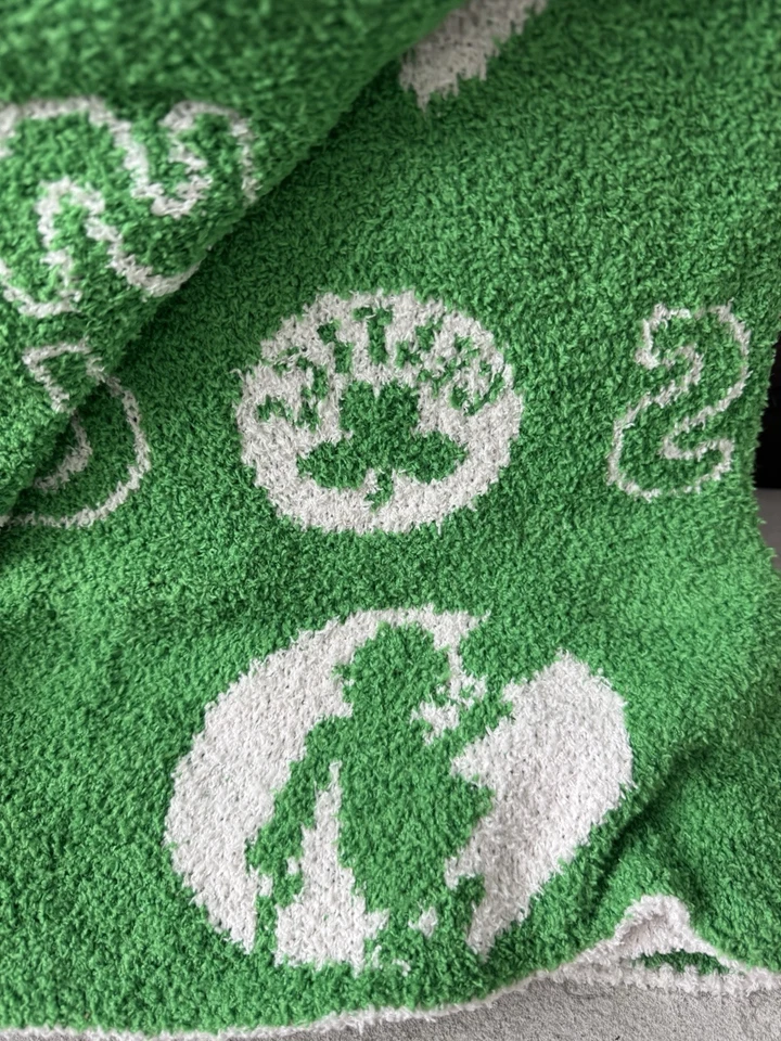 НЕГАБАРИТНОЕ ПЛЮШЕВОЕ ДВУСТОРОННЕЕ ОДЕЯЛО NBA BOSTON CELTICS ДЛЯ ДОМА И ВЫЕЗДА НОВОЕ - Изображение 4 из 4