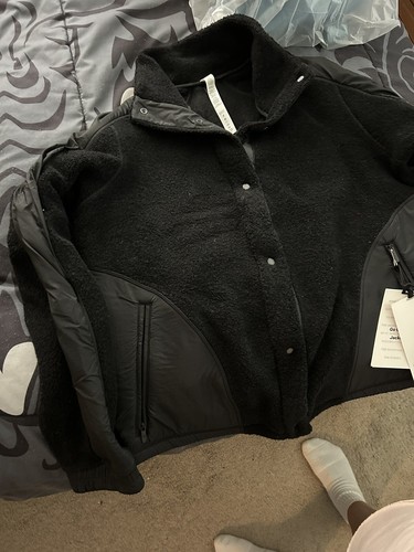 BRAND NEW Lululemon Go Cozy Jacket Black Sherpa Fleece Size 8 NWT $178 - Picture 6 of 6