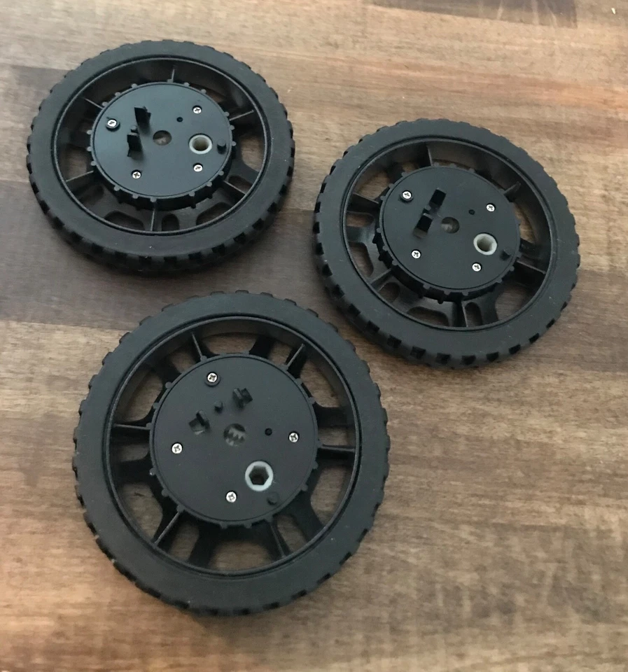 Rolytoy Quadcopter Car  3X REPLACEMENT RIM/TIRES ONLY - Image 2 of 3
