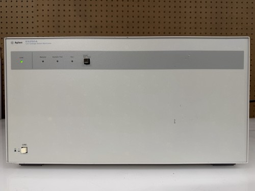 Agilent E5250A Low Leakage Switch Mainframe /w 1 x E5252A Matrix Switch