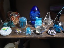 VINTAGE STUDIO ART GLASS PAPERWEIGHT LOT A FEW FIGURAL AND TRADITIONAL