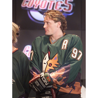 Phoenix Coyotes 90s STARTER jersey PEYOTE Desert Alt XL Arizona