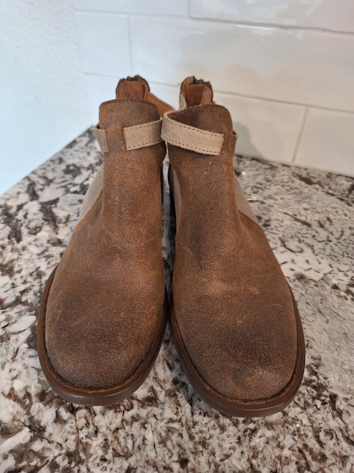 Born Boots Womens 8.5 M Carin Ankle Bootie  Brown Tan Suede Leather Heels