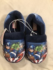 Avengers Slippers Kids Size 11 Brand New
