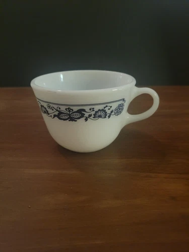 Old Town Corning Ware Pyrex Coffee Tea Cup USA Blue Onion VGC