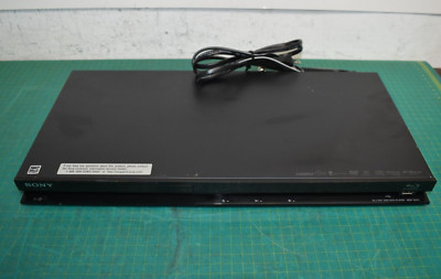 Sony Blu-Ray DVD Player Full HD 1080p BDP-S3700 Wi-Fi Apps