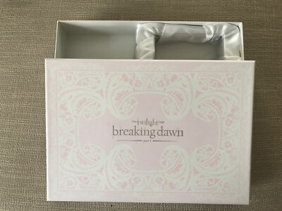 Twilight Breaking Dawn Bella Swan Edward Cullen Wunderschöne Leerbox mit Zugaben