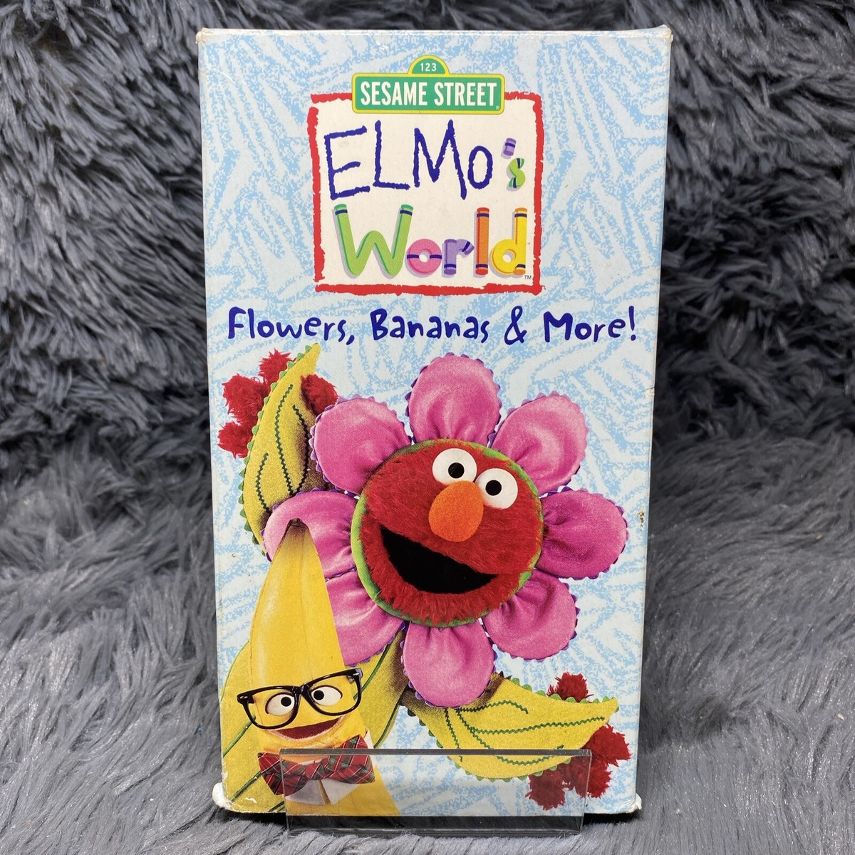 その他 Elmo&#39;s World - Flowers Bananas &amp; More [DVD] [Import] Watch Elmo World: Flowers, Bananas & More! (2000) | Prime Video