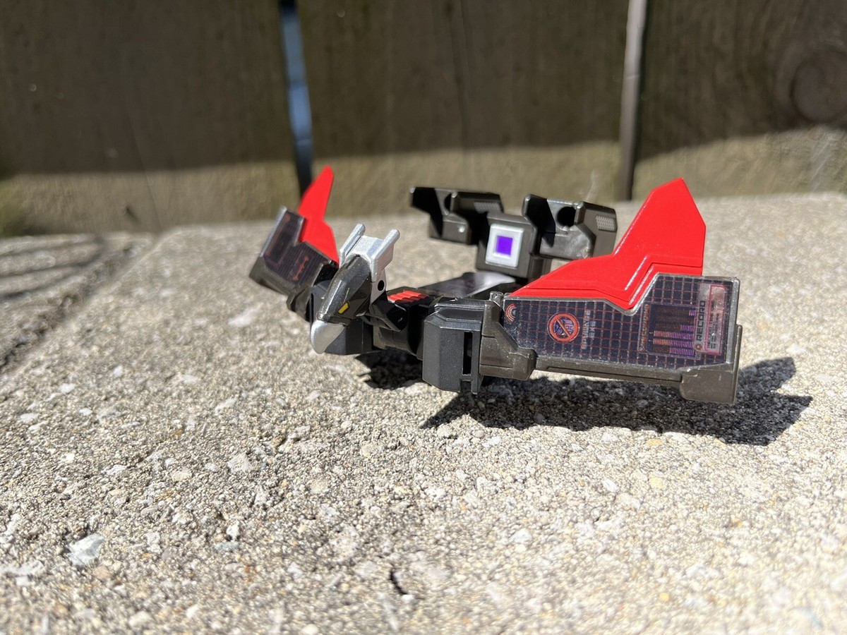 Transformers Titans Return Laserbeak 100% Conplete w/ card instructions