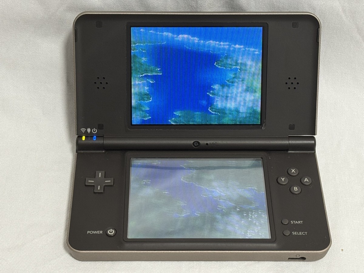 NINTENDO DSi LL Console Stylus Dark Brown NTSC-J Japanese ver NINTENDO DSi LL Console Stylus Dark Brown NTSC-J Japanese ver